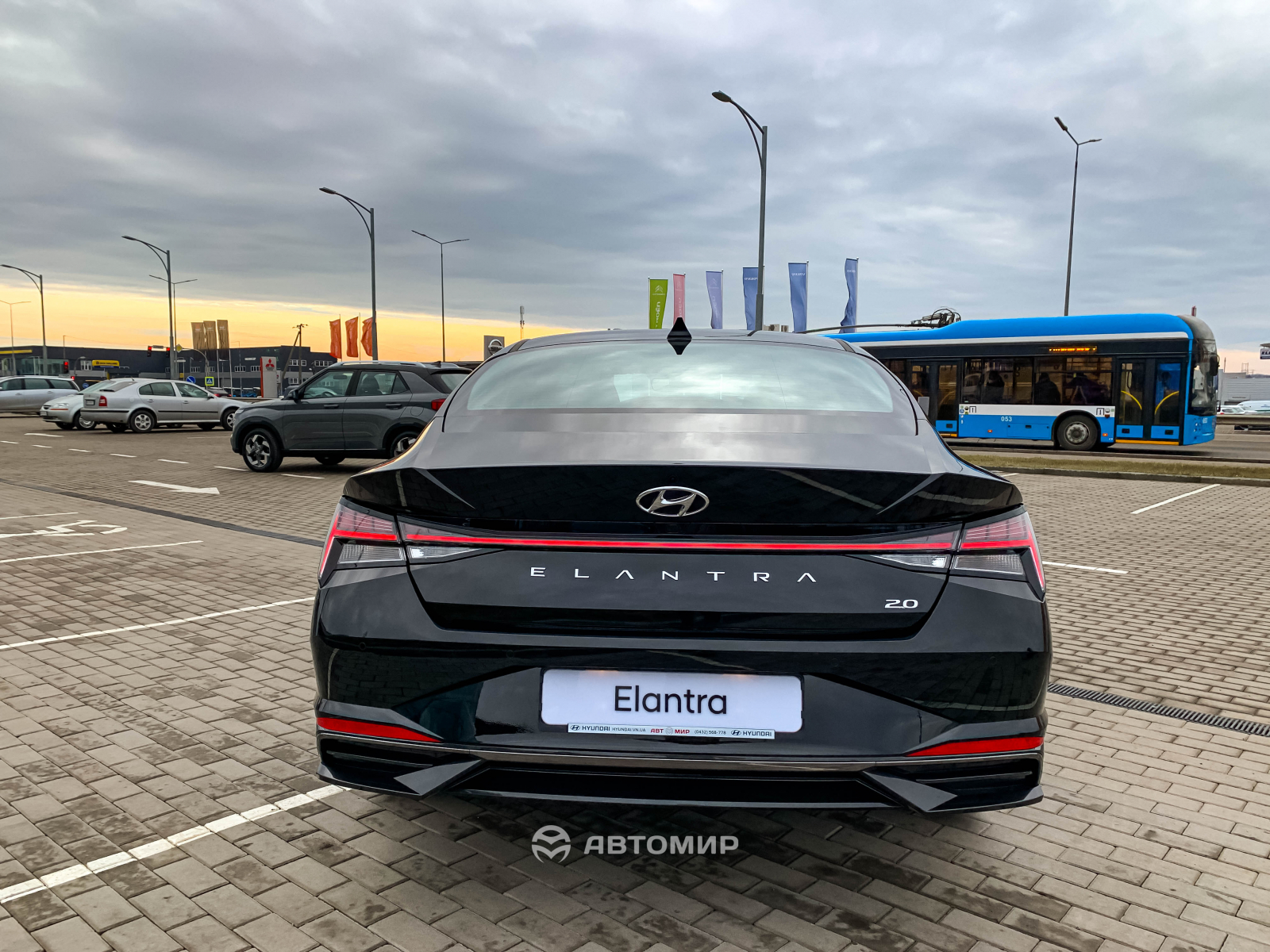 Hyundai Elantra Premium в наявності у автосалоні! | Паритет - фото 13